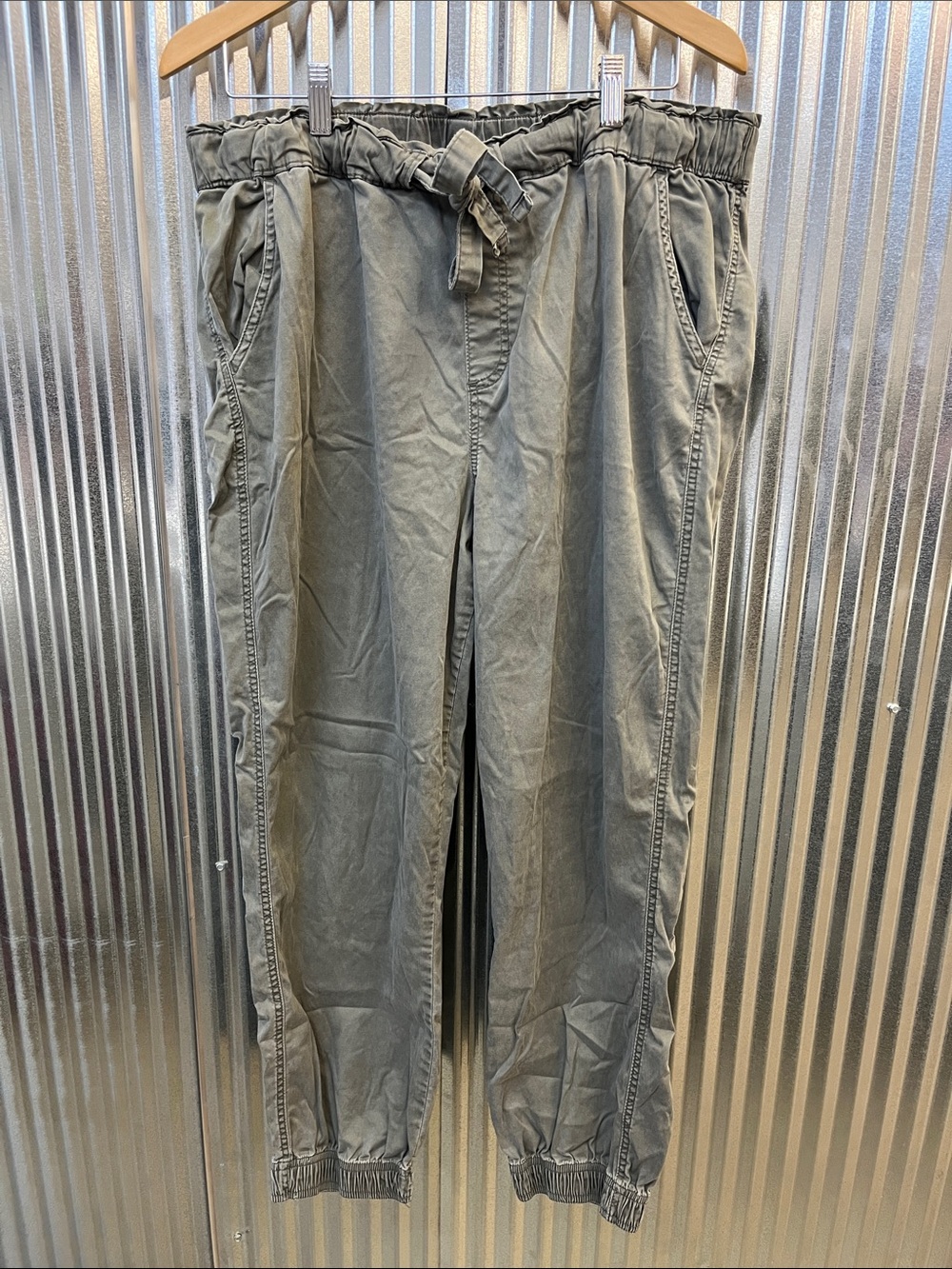 Knox Rose Olive Green Paperbag Waist Joggers